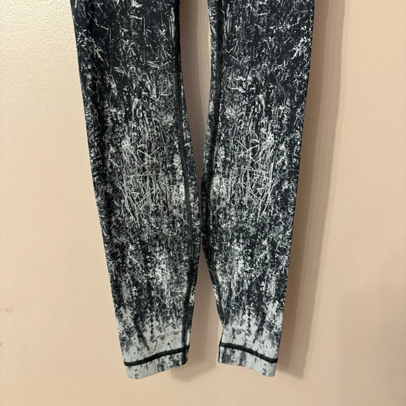 Lululemon Wunder Under Hi-Rise Tight Alouette Alpine White Black  Size 4 - Picture 7 of 10